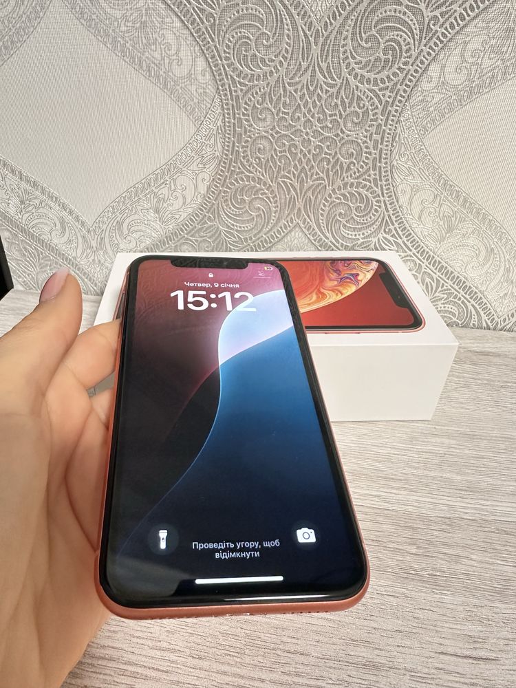 Вживаний Apple iPhone XR 128GB Coral