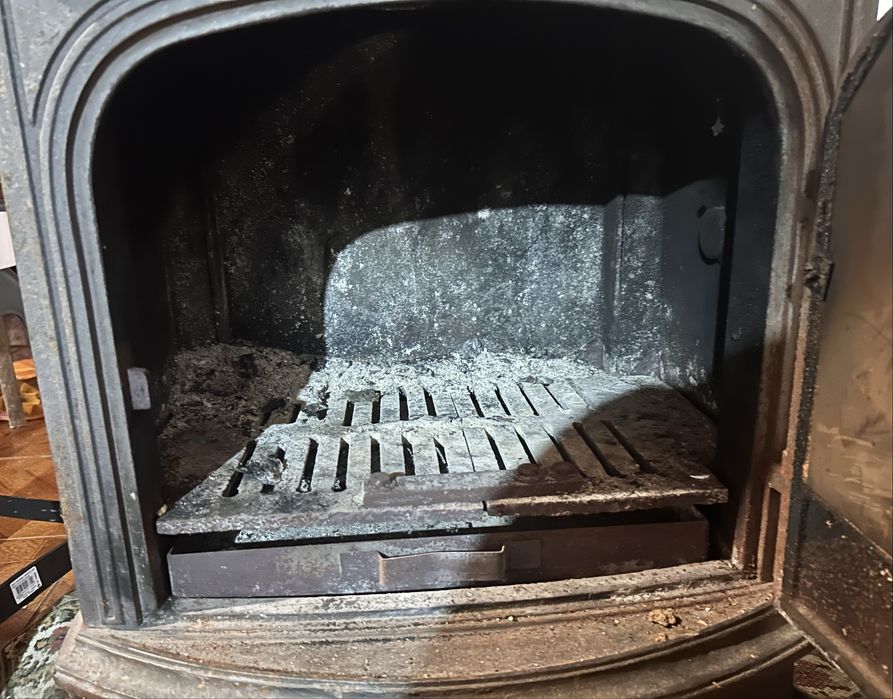 Salamandra / Recuperador de Calor em Ferro Fundido Clássico
