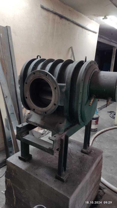 Dmuchawa ROOTSA sprężarka pompa dmuchawa próżniowa  4kw waga 400kg