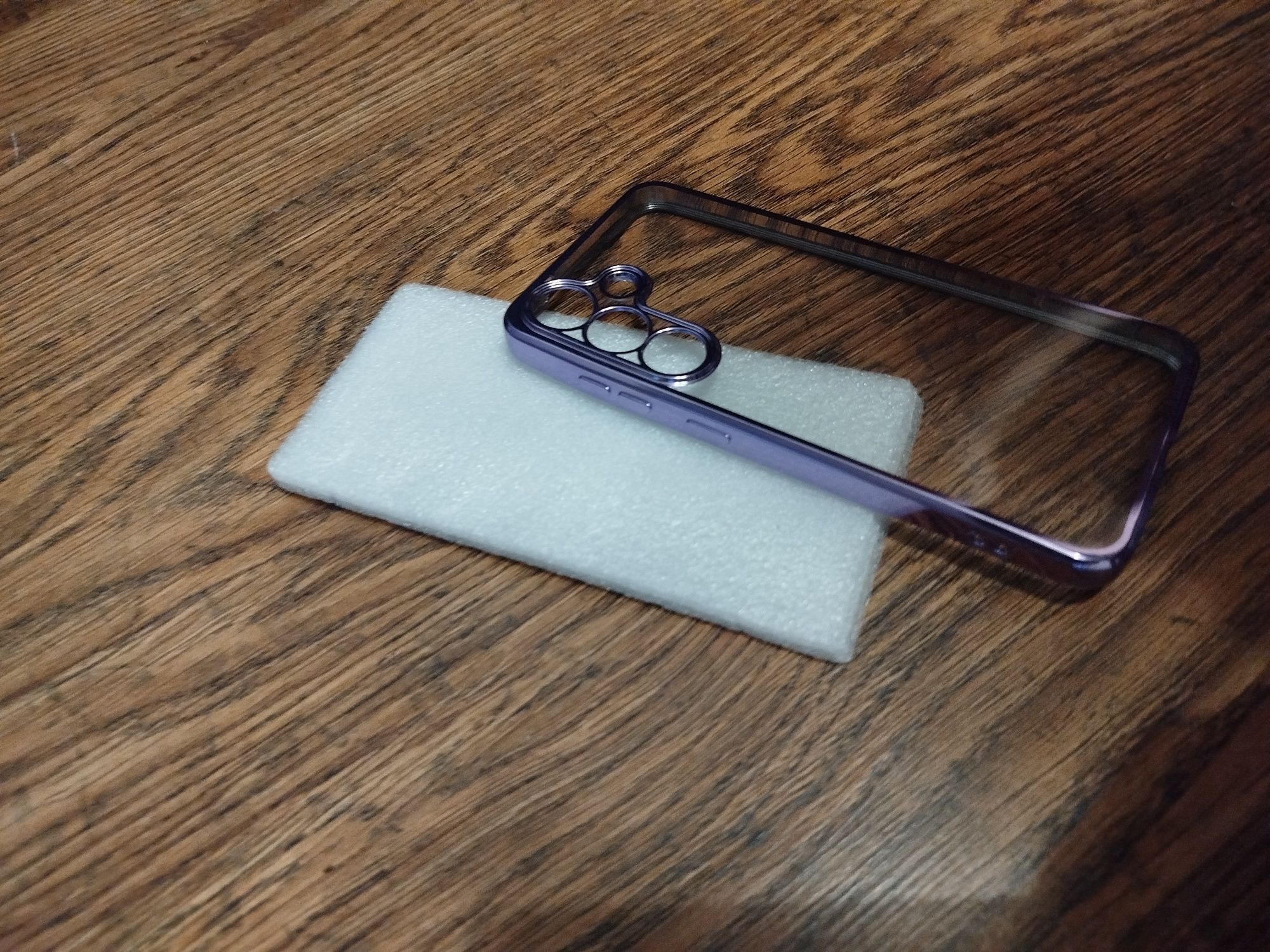 Etui nowe Samsung Galaxy S25