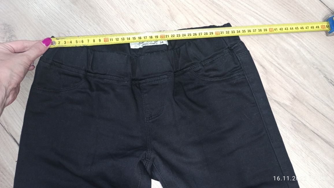 Nowe czarne spodnie rozmiar 34