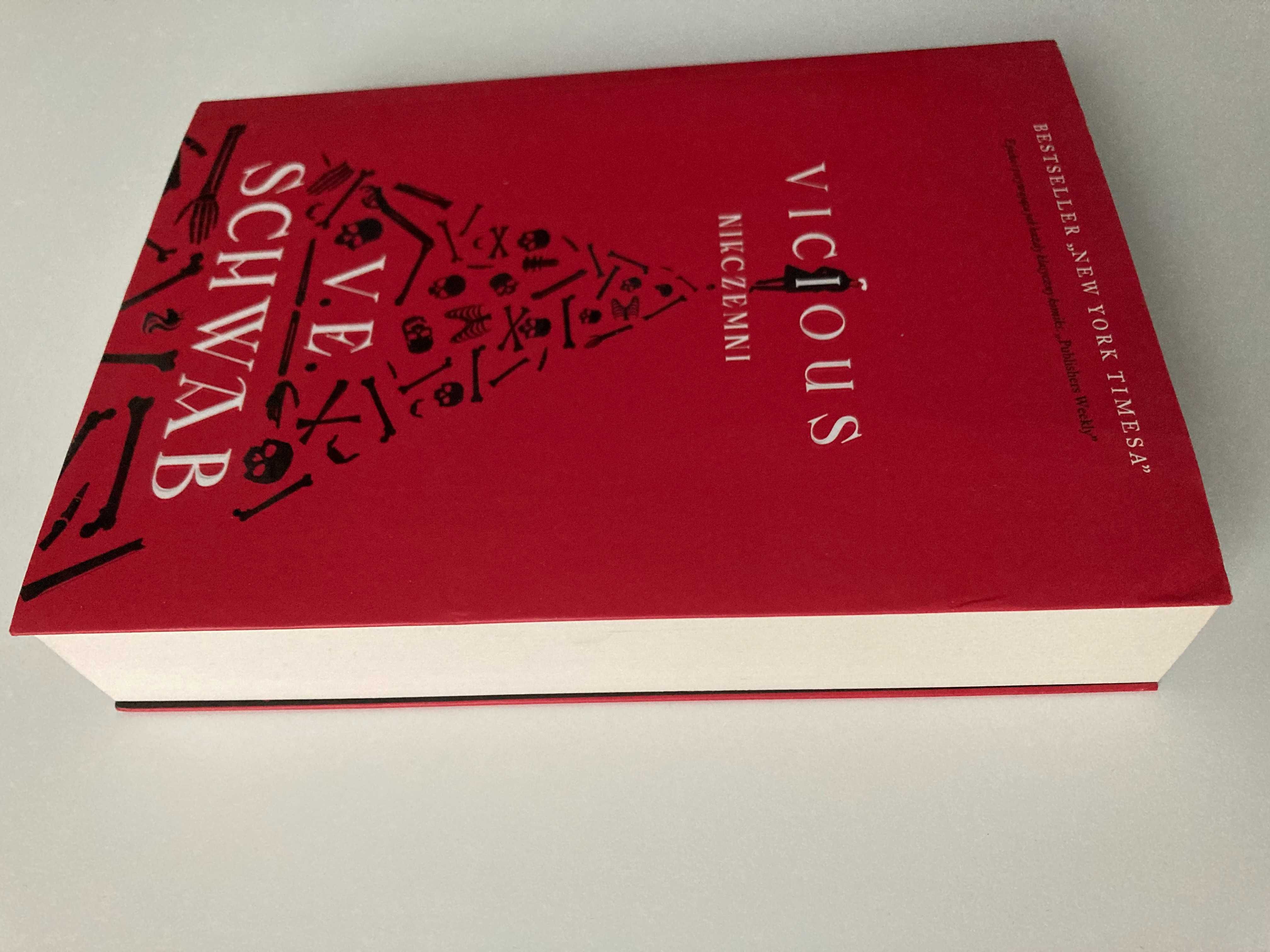 Vicious: Nikczemni - V.E. Schwab, Victoria Schwab - książka