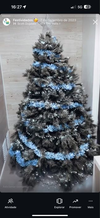 Árvore Natal (cerca 2 metros)