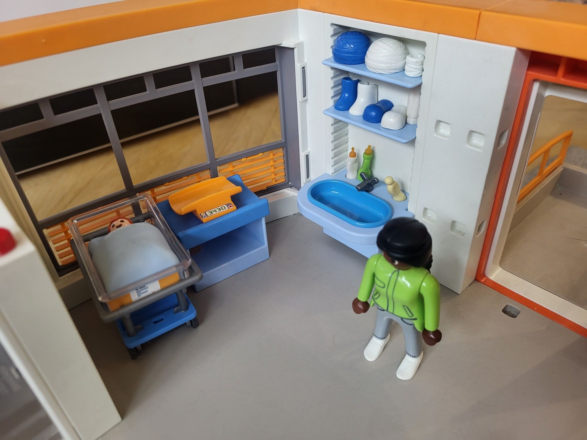 Playmobil szpital + helikopter górski + lotnisko