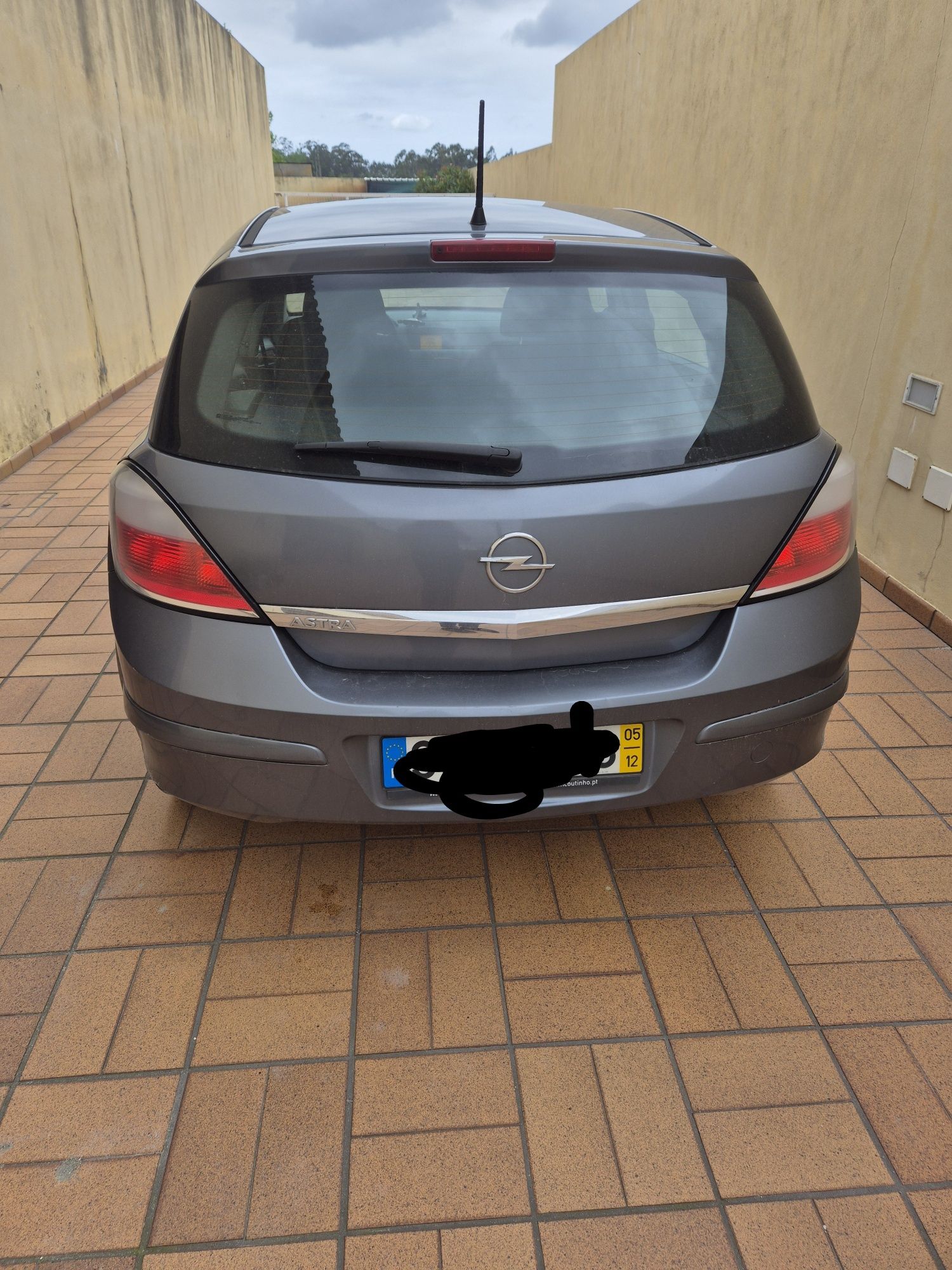 Opel astra poucos quilómetros