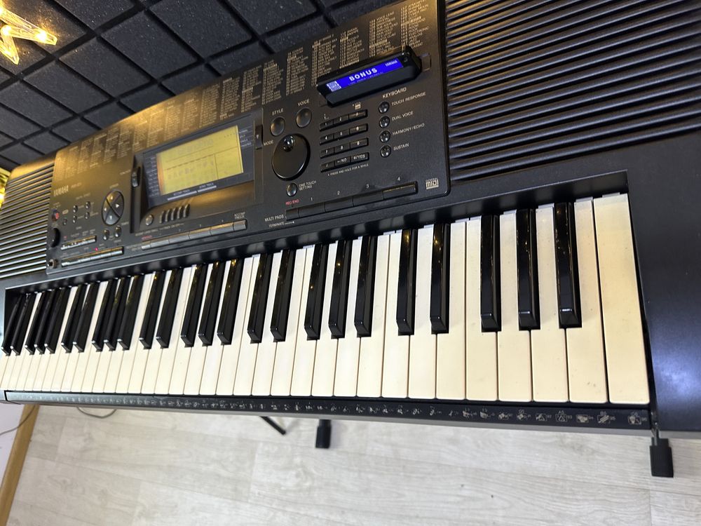 ПРОФЕСІЙНИЙ синтезатор YAMAHA PSR 520 цифрове піаніно