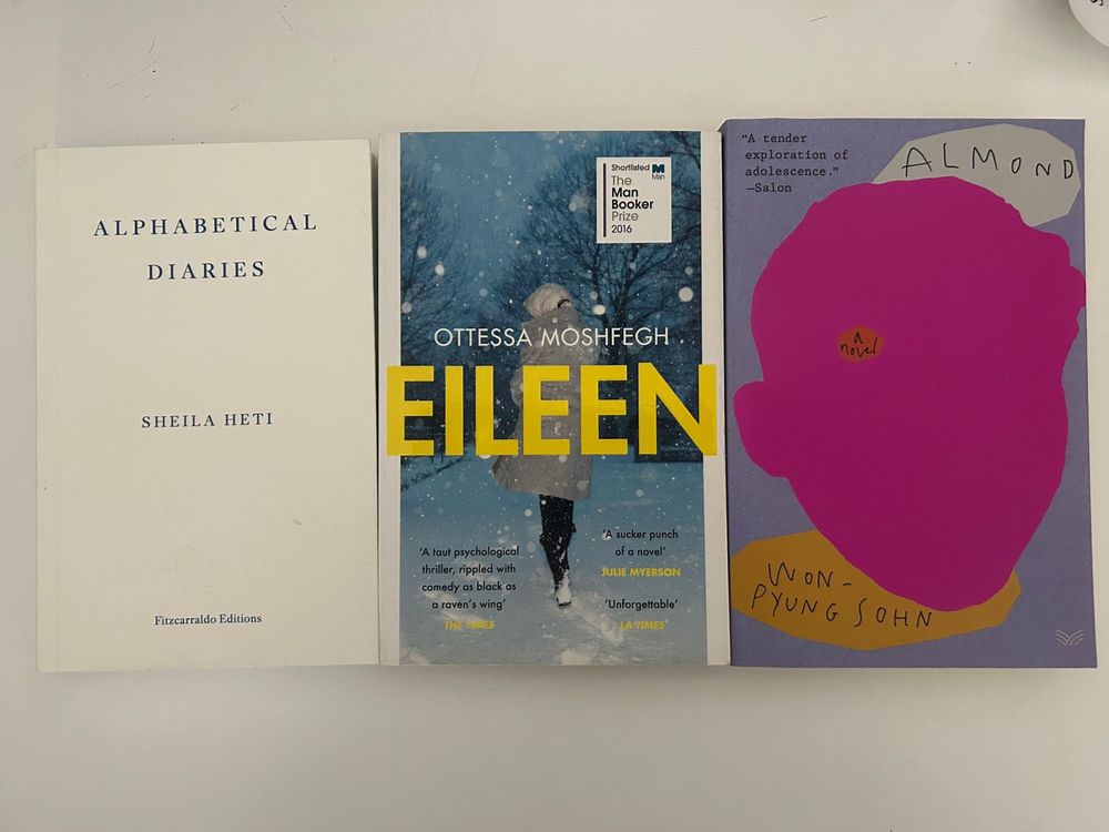 Livros em inglês, books (Han Kang, Ottessa Moshfeg, outros)