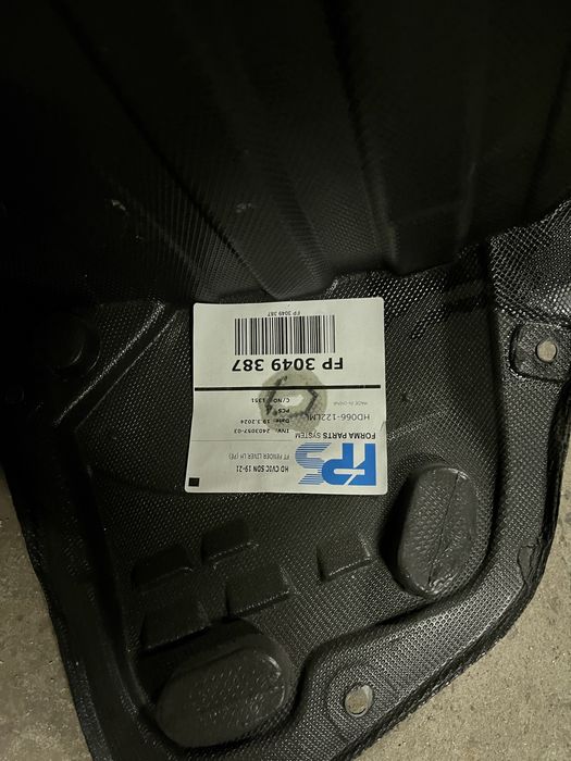 Подкрылок Honda Civic 10