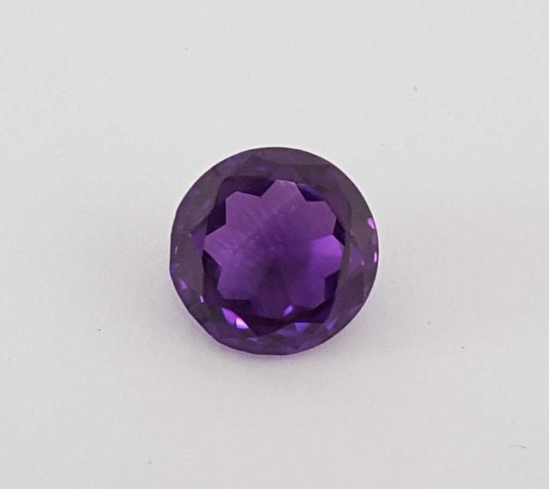 Syntetyczny ametyst 17,7 karata