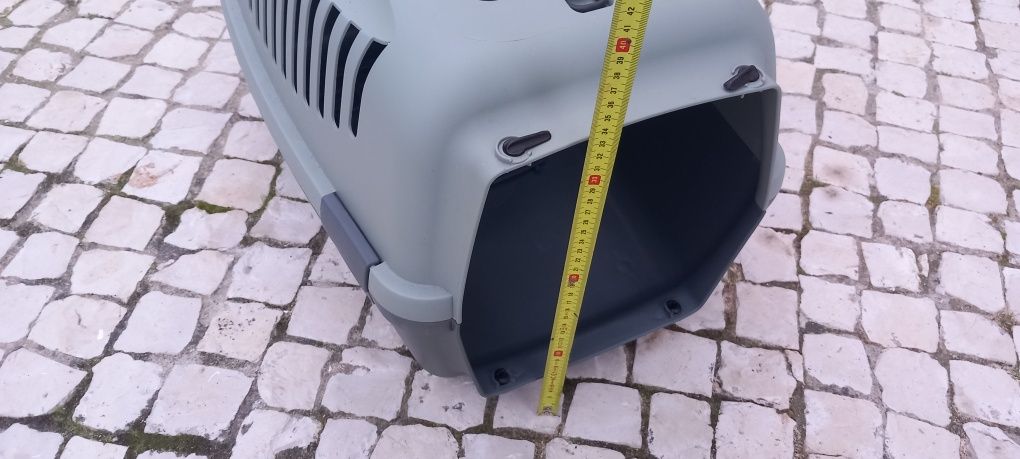 Caixa de transporte de cão