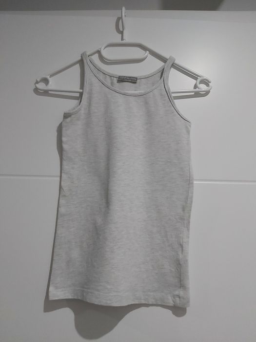 Bluzka na ramiączkach 146/152 cm.