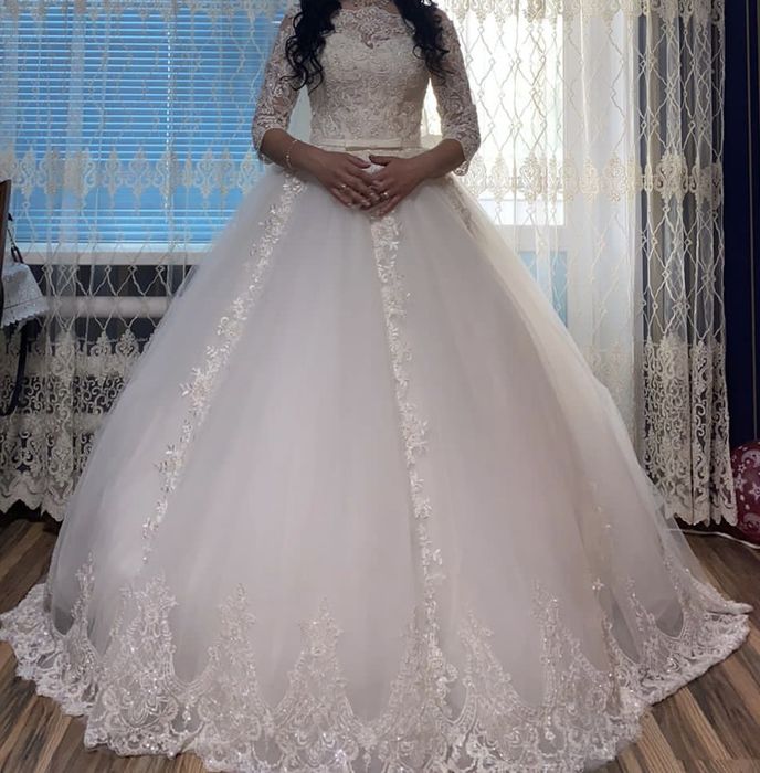 Свадебное платье