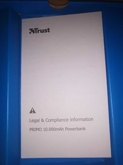 Тонкий Powerbank (павербанк) Trust Primo 10 000 мач