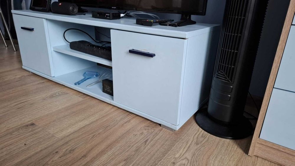 Komoda rtv pod telewizor