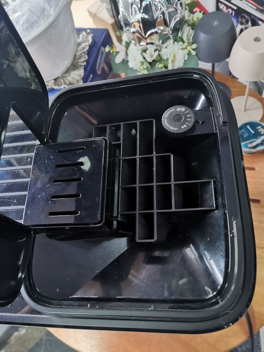 Ekspres ciśnieniowy De'Longhi Magnifica EVO  1450 W