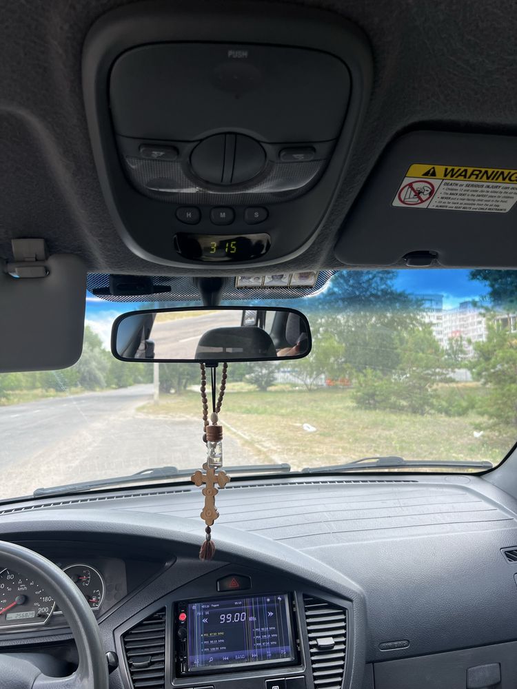 Продам Kia karens 2.0