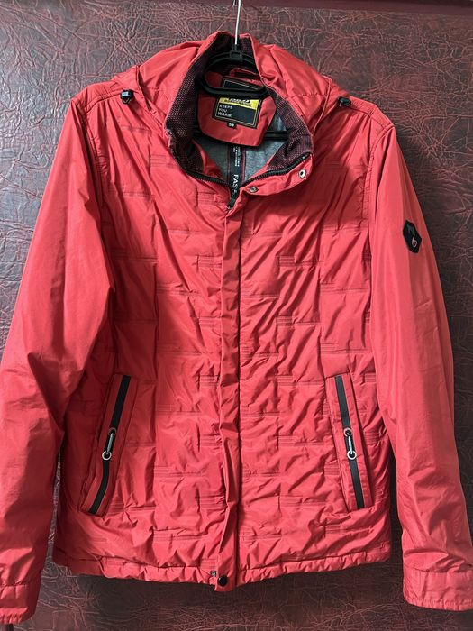 Куртка  чоловіча  розмір 50 весна- осінь