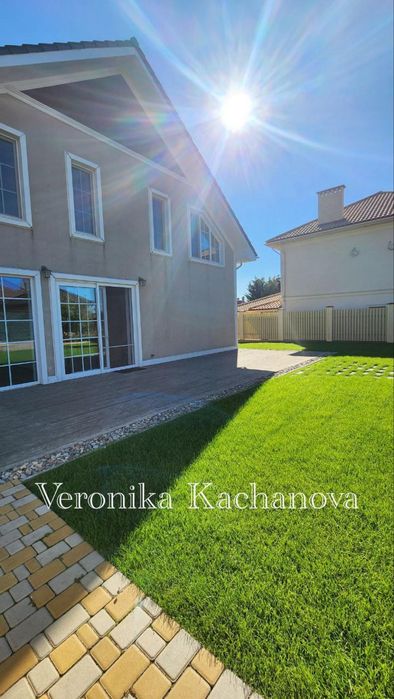 Новый дом в Совиньоне! Подвал ! Бассейн!