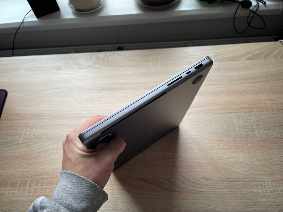 MacBook Pro 14' 2021р. M1 Max / 32 GPU / 32Gb RAM_1000gb SSD_ 8 циклів