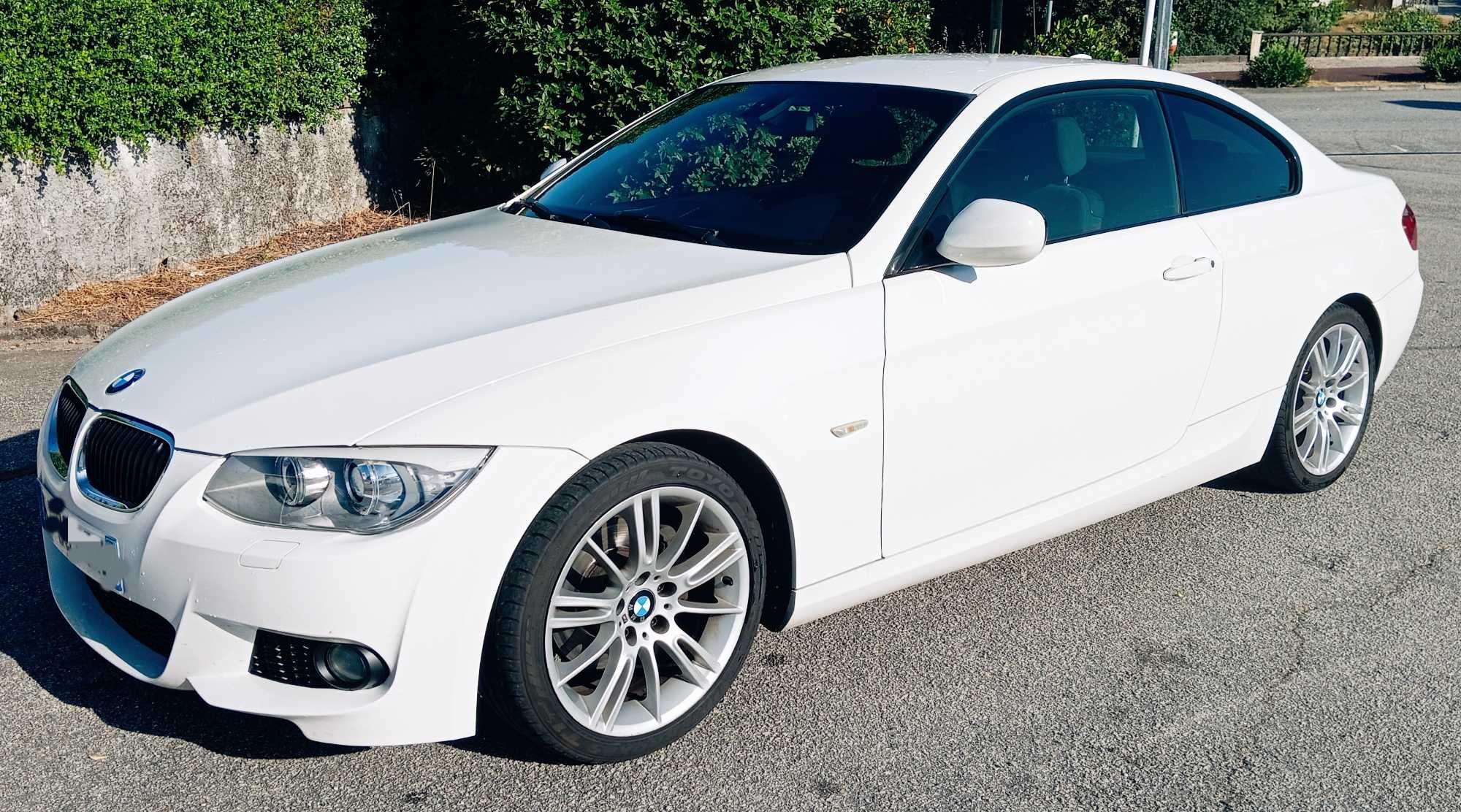 BMW 320D 2012 LCI pack M interior e exterior