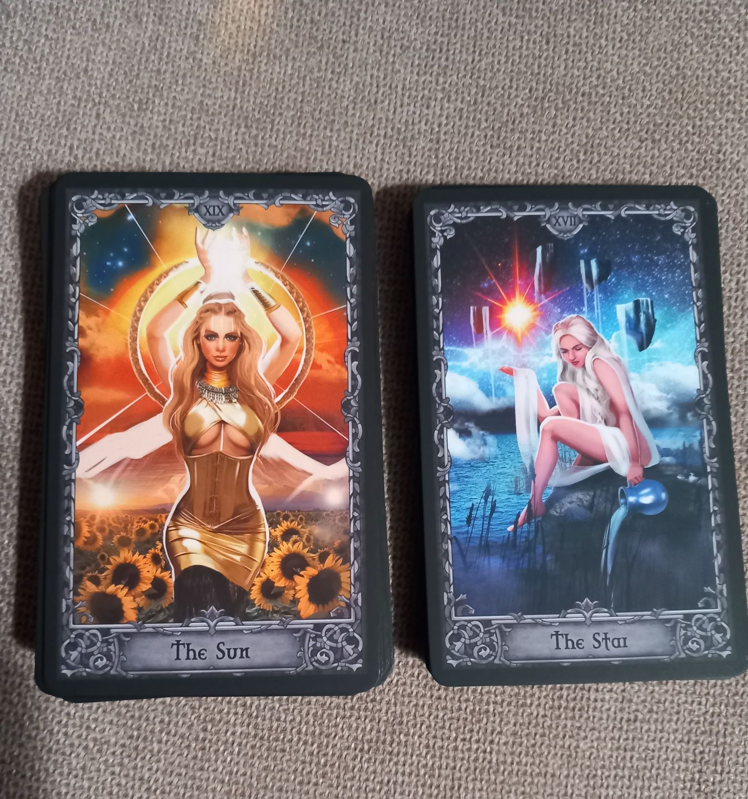Tarot The World of Visions