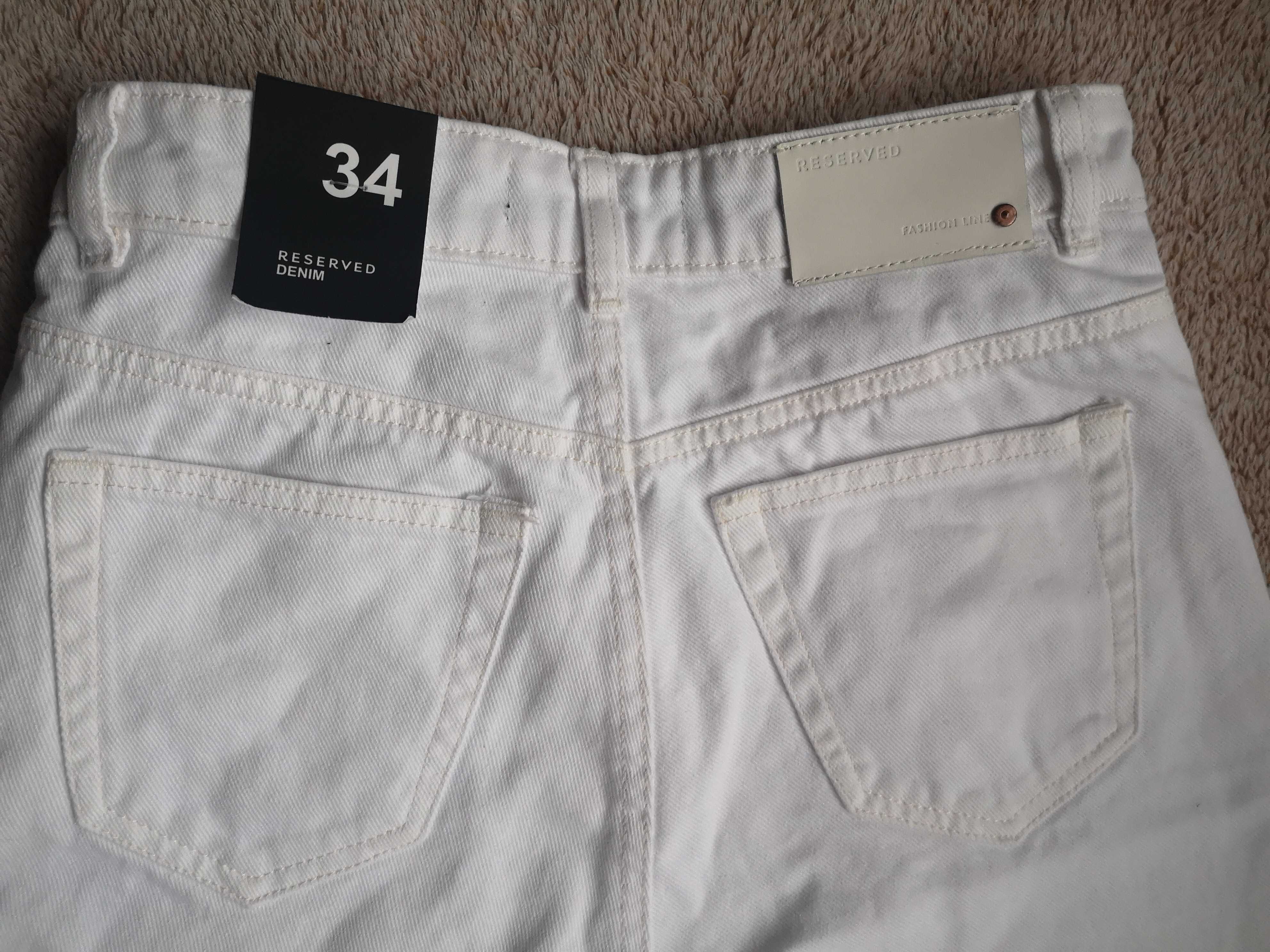 Spodnie jeansowe białe Mom Reserved r. 34