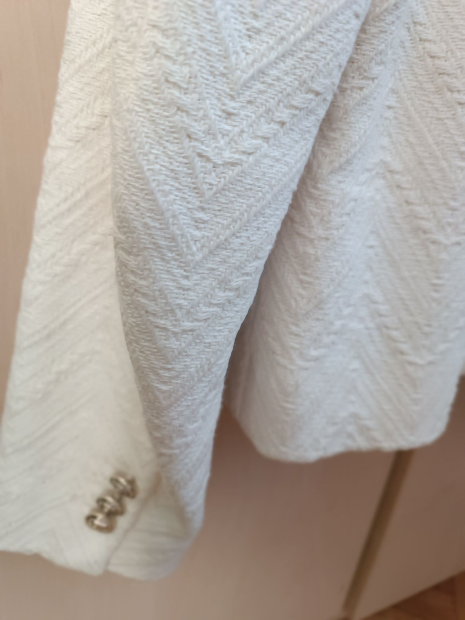 Żakiet boucle ecru