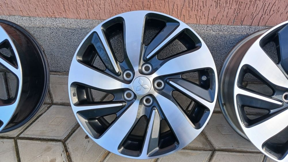 Оригінальні диски титани MITSUBISHI 5/114,3R17 67,1 СТАН НОВИХ