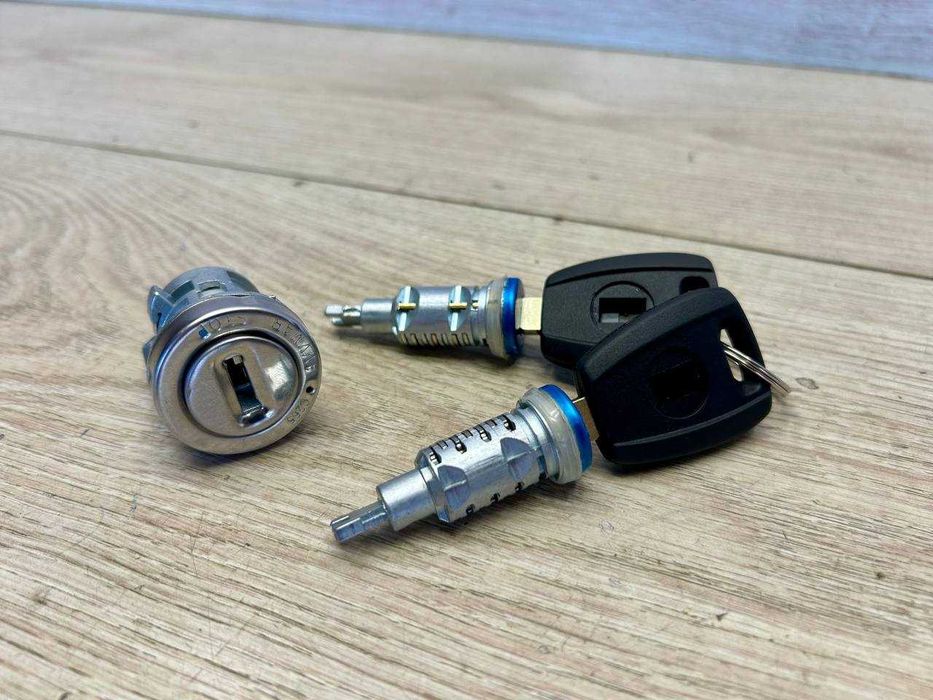 Замок Личинка Серцевина Fiat Ducato 250 Boxer Jumper Дукато Боксер