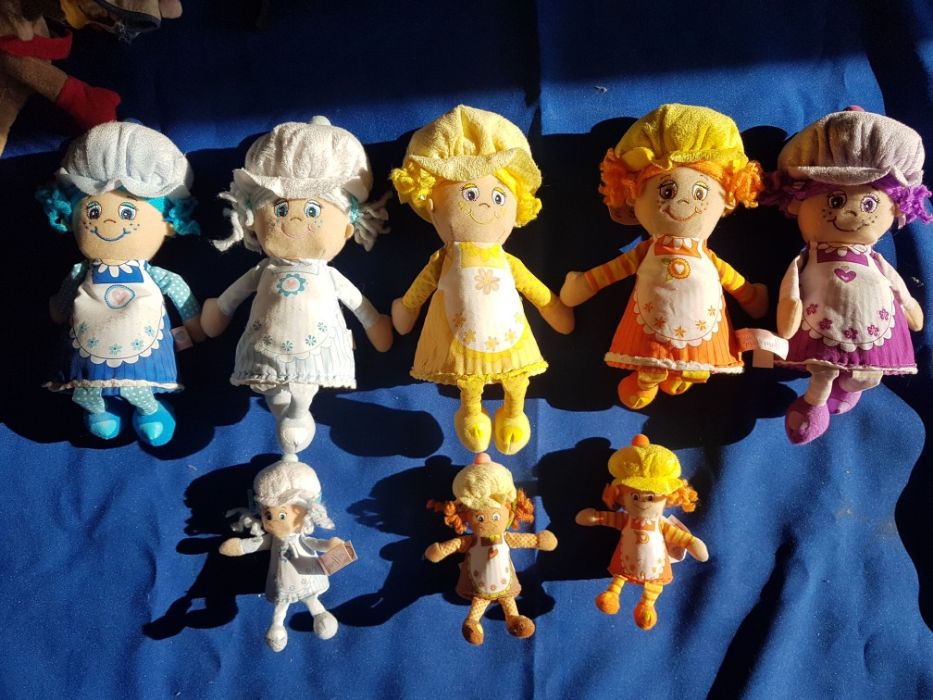 Bonecas Mini CUP CAKE diversas cores e tamanhos