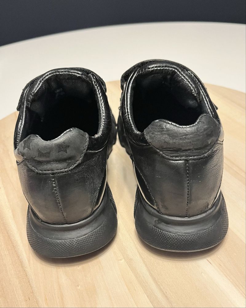 Buty 31 rozmiar.