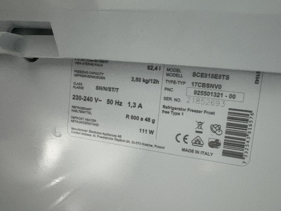 Вбудований/встраиваемый холодильник AEG –No Frost,( А051203) НОВИЙ