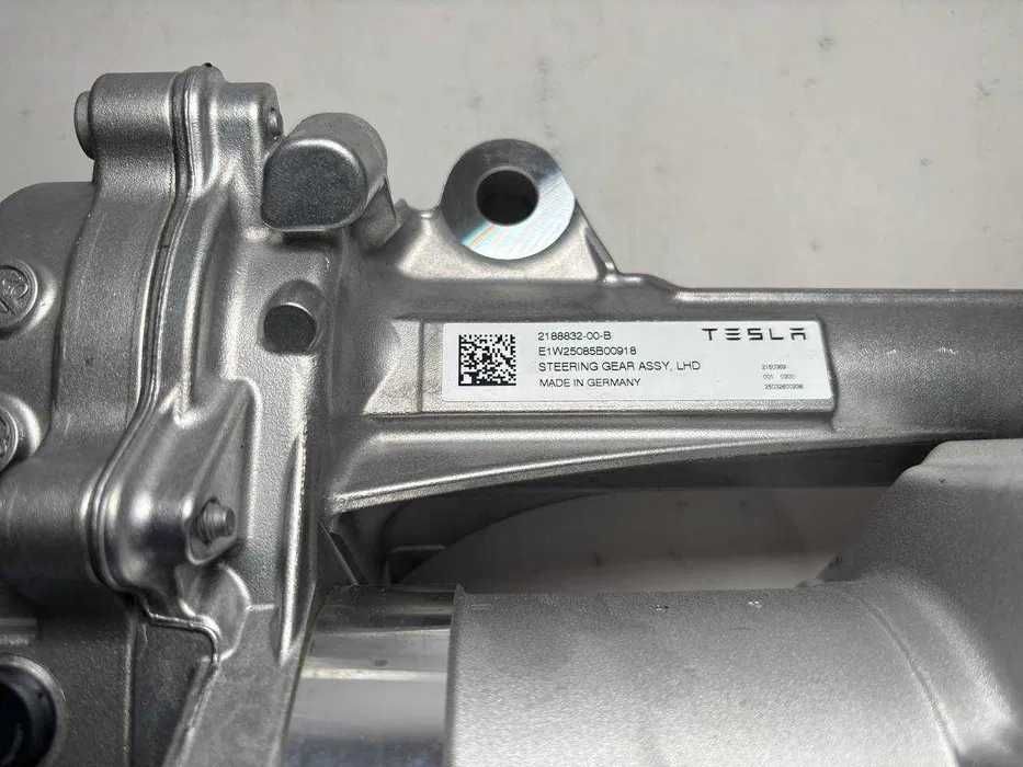 Рульова рейка Tesla Model Y Juniper 2025+