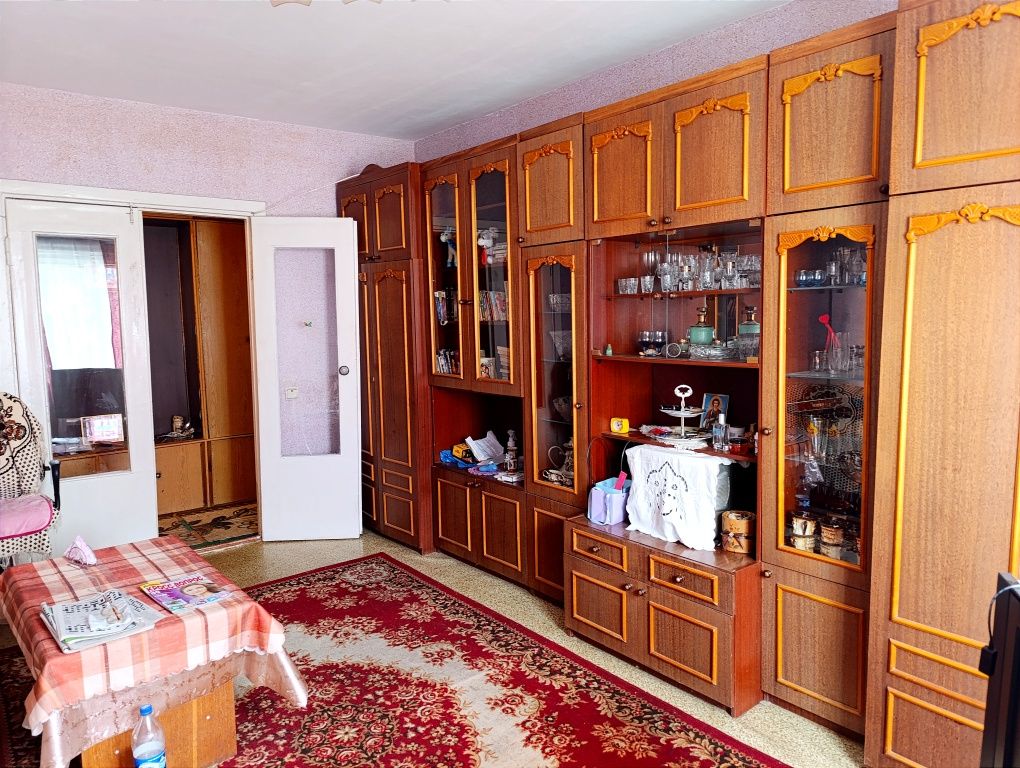 Продам 3-х Квартиру Л/б.