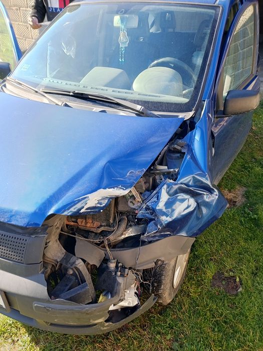 Witam sprzedam samochód fiat panda uszkodzony