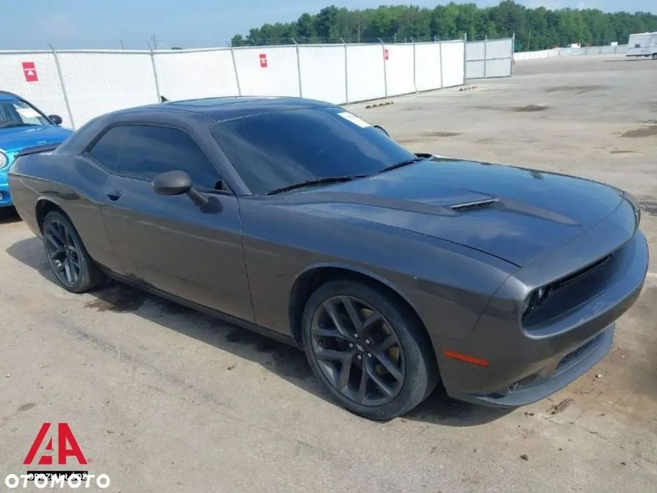Dodge Challenger 3.6L V6 / bogata wersja SXT Plus / skóry / serwis ASO / świetny stan