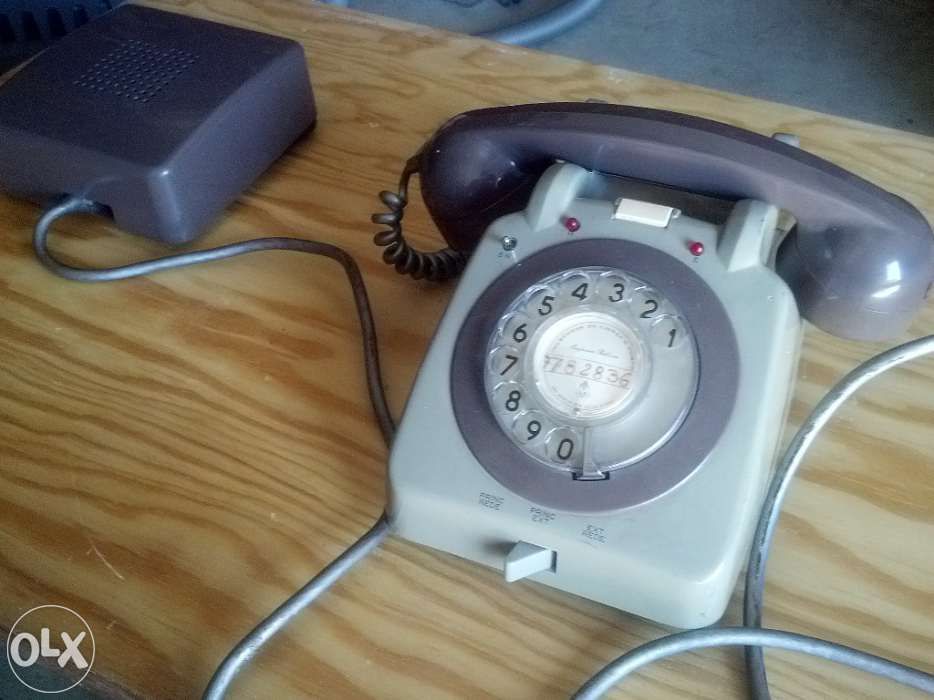 Telefone vintage com campainha