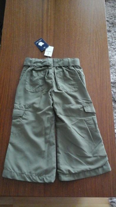 NOWE Spodnie dziewczęce EARLY DAYS kolor khaki rozmiar 12-18 miesięcy