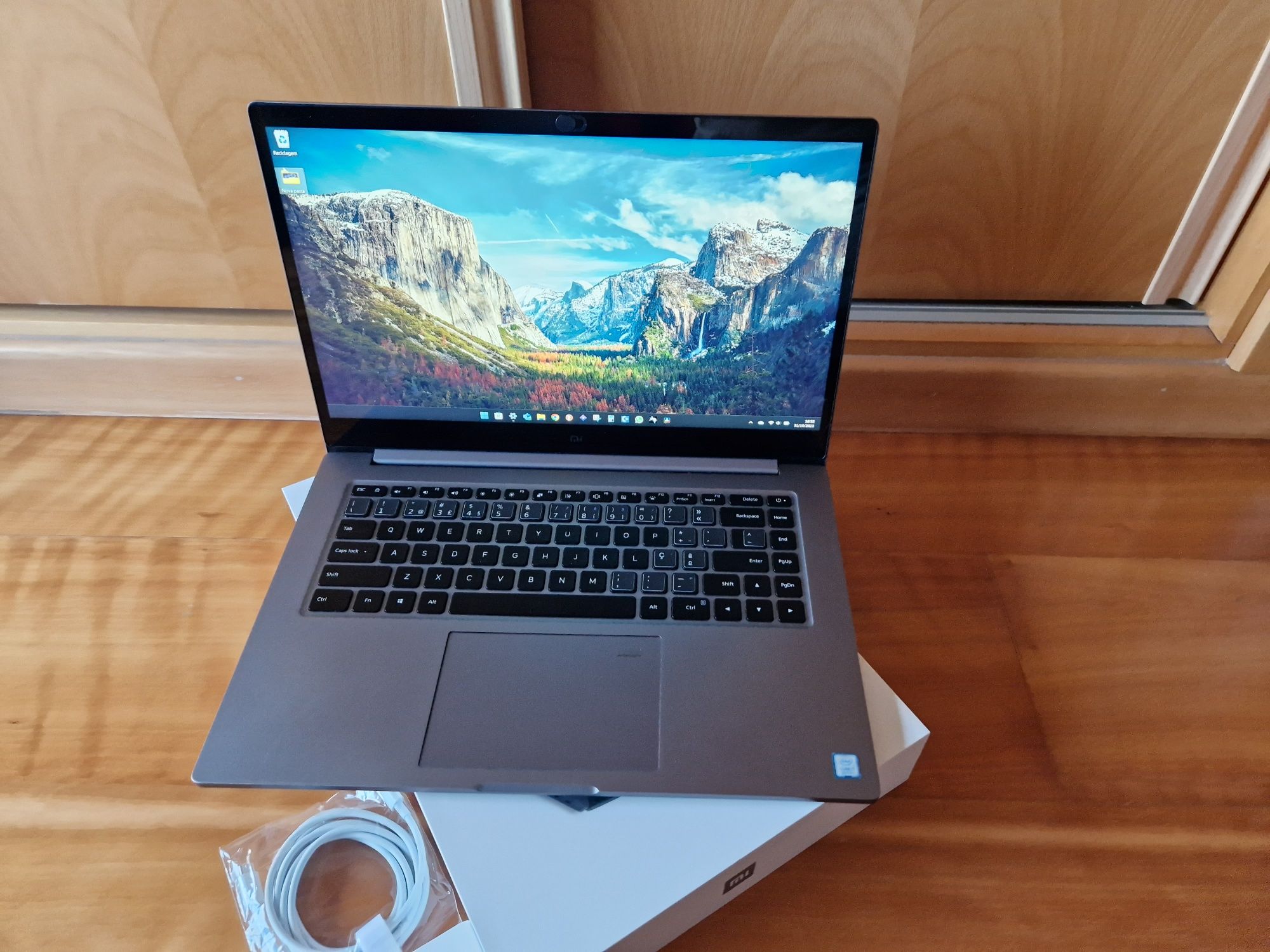 Xiaomi notebook pro Intel core i7