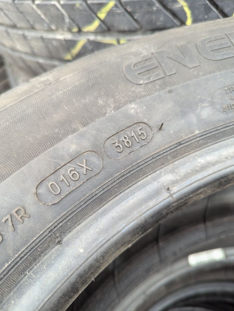 205/60R16 Michelin