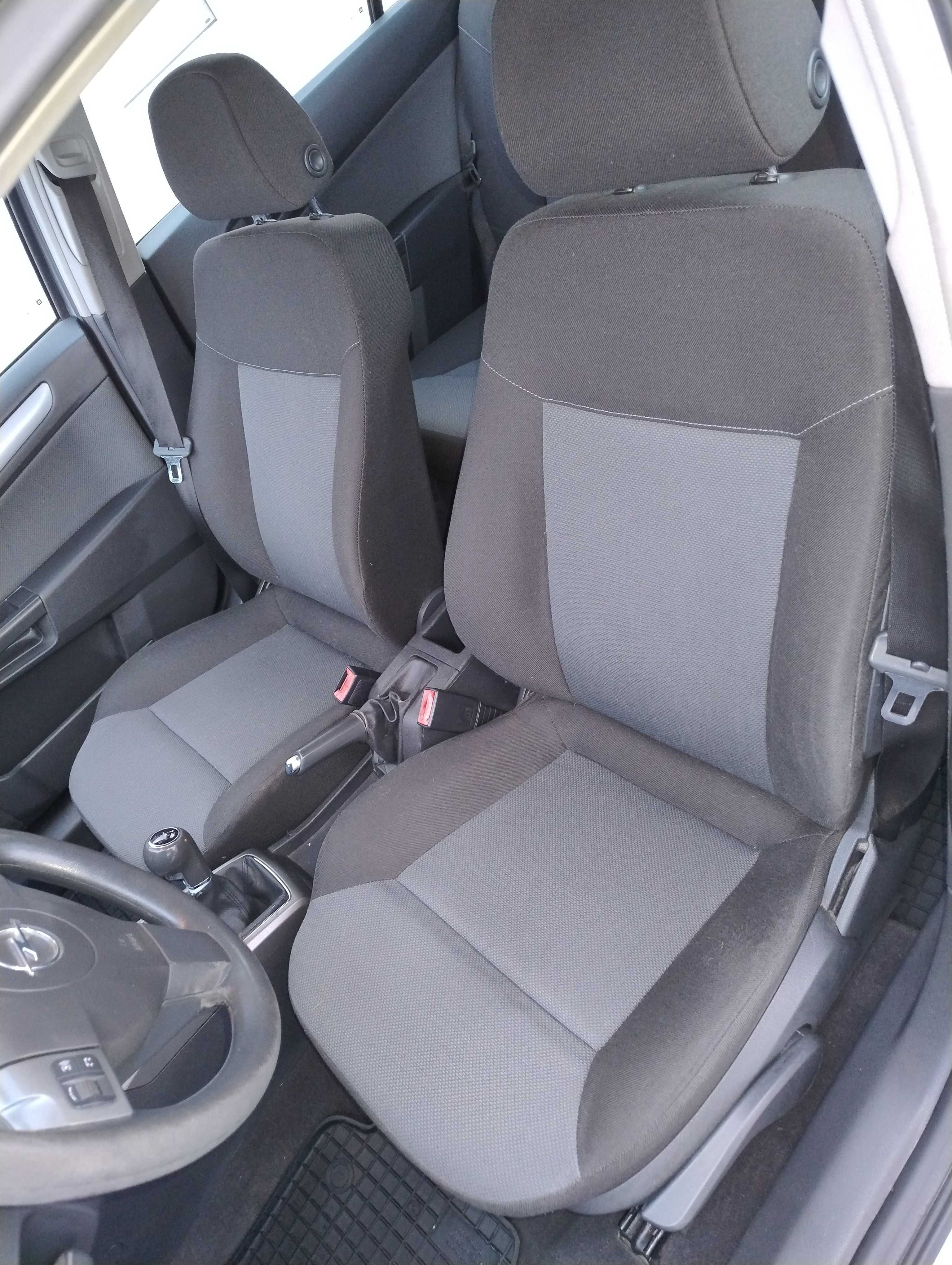 Opel Astra 2006 r 1.6 B Klima Tempomat Stan bardzo dobry