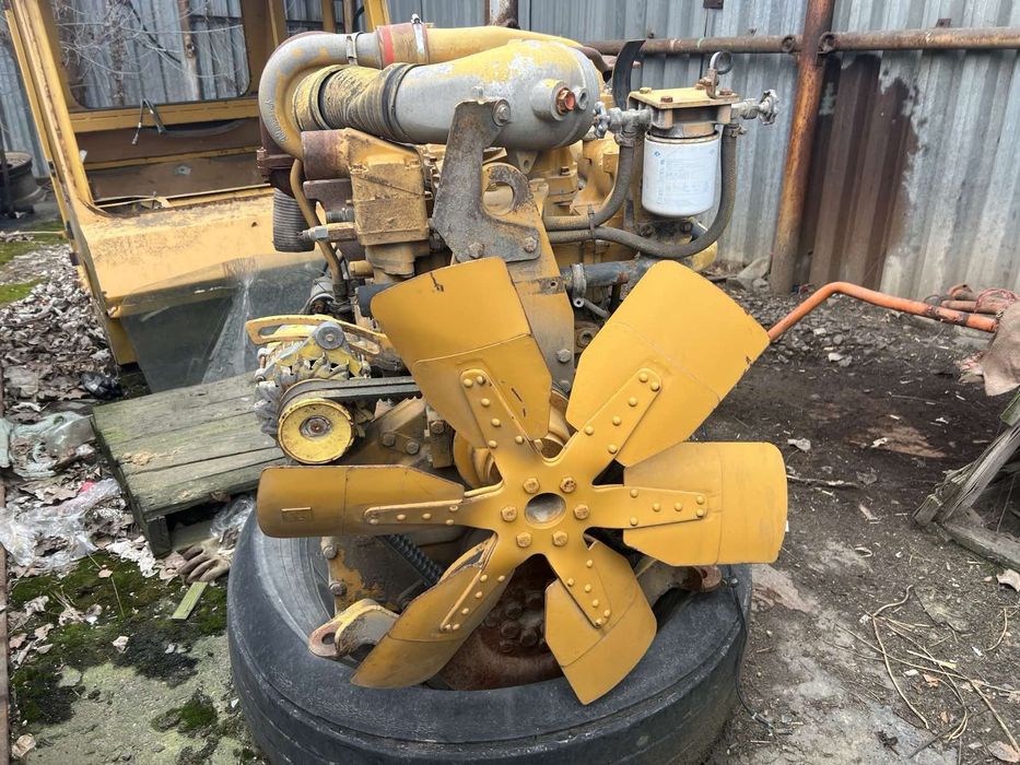 Продам двигатель Komatsu  S6D125-1 б/у