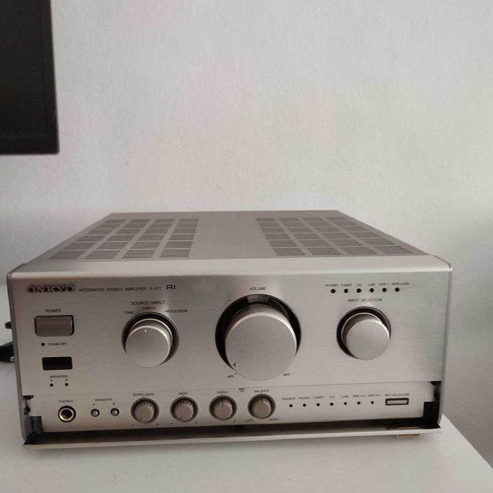 Підсилювач Onkyo