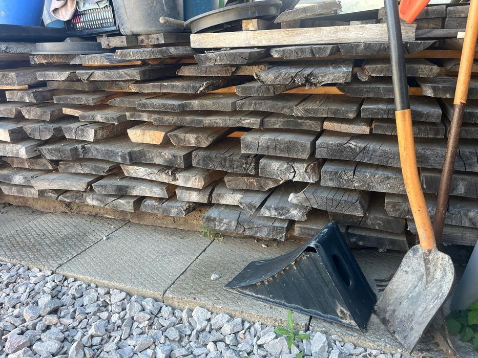 Deski z drzewa osikowego.