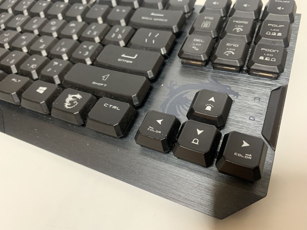 Механічна геймерська клавіатура з RGB підсвіткою MSI GK50 TKL low prof