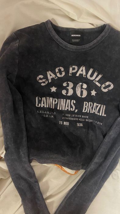 топ с рукавами Bershka