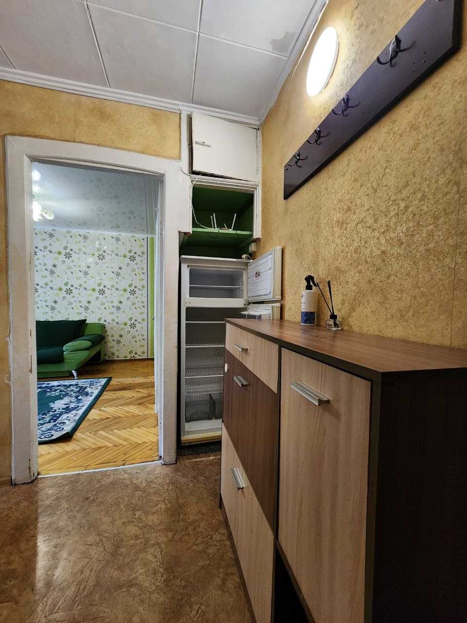Продам 2 кімнатну кв-ру на Криському бульварі  !