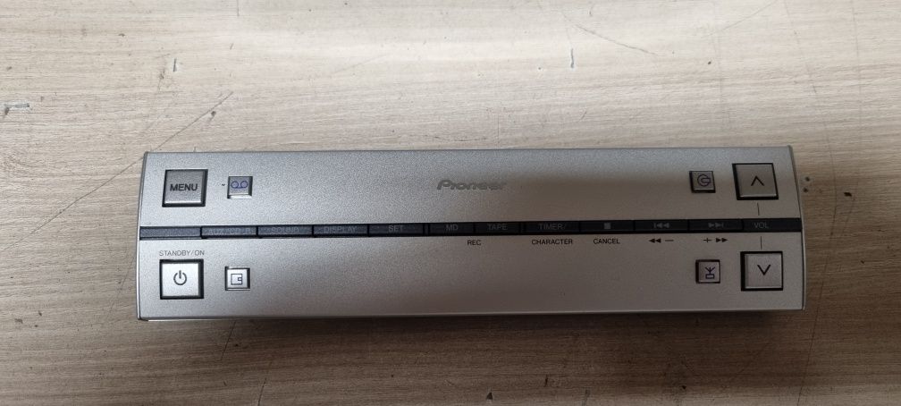 Wieza Zestaw PIONEER CT-L77. subwoofer. Pilot