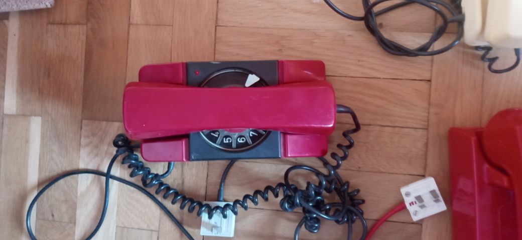 Telefony z PRL_u