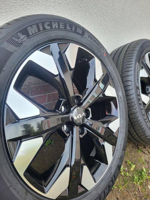 Koła 19" 5x114.3 oryginał Kia Sportage Sorrento Nowe  235/50 R19 2025